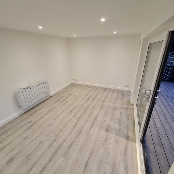Garden Room with storage space 3